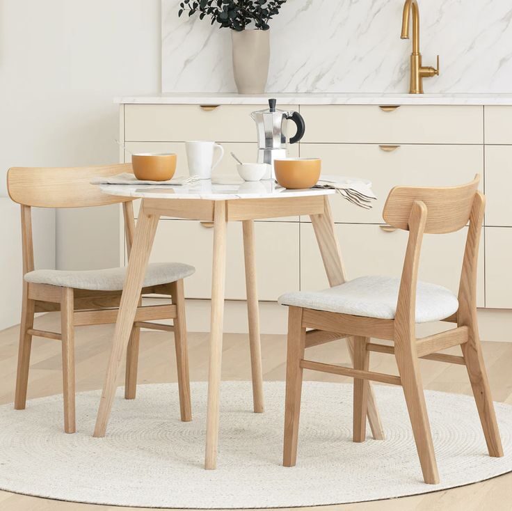 Modern Dining Chair Design: Minimalism at Its Best