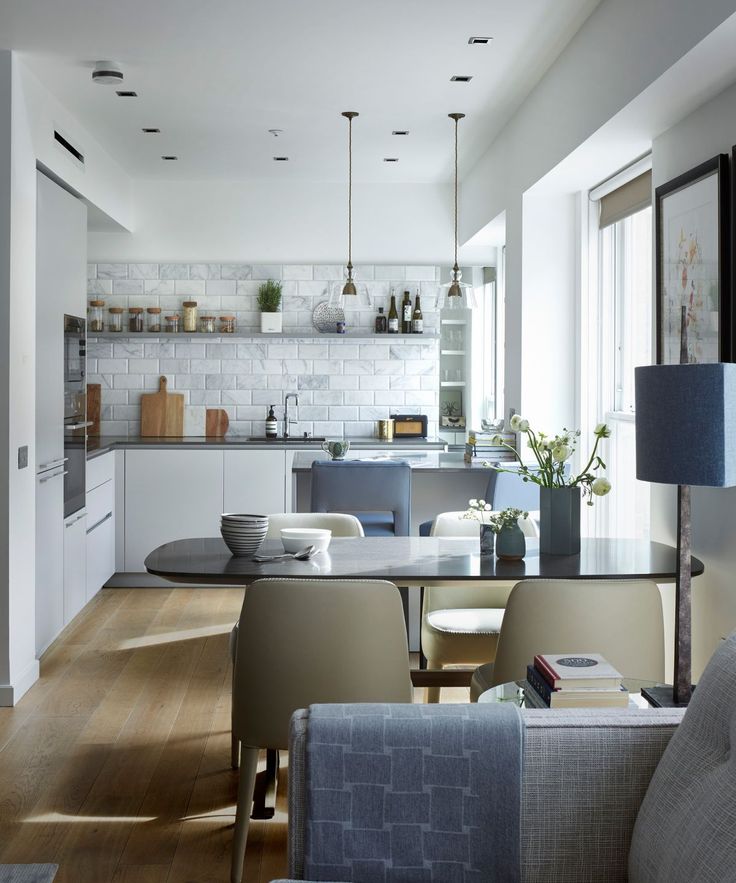 L-Shaped Open Kitchen with Dining Room Design