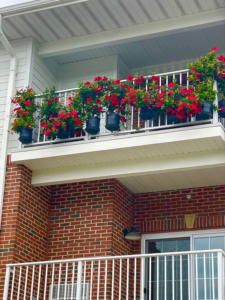 Use of Balcony Railing Planters