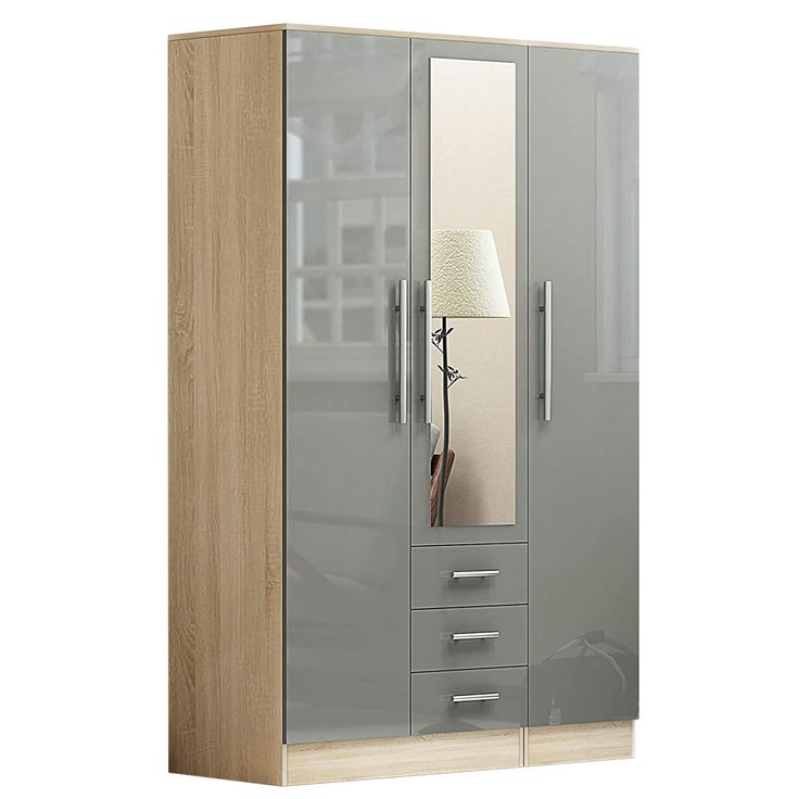 Mirrored Wardrobe Door Designs for a Glamorous Bedroom Look