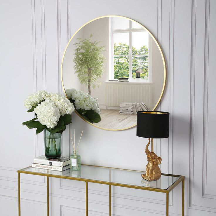 Classic Round Mirror for Timeless Elegance