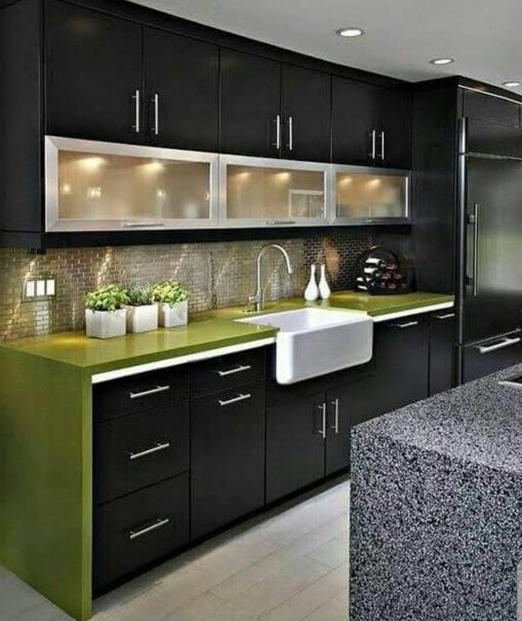 Modern Modular Kitchen Almirah Design