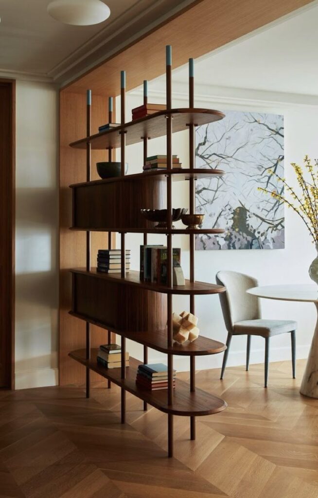 Open Shelving Partitions: Functional and Decorative