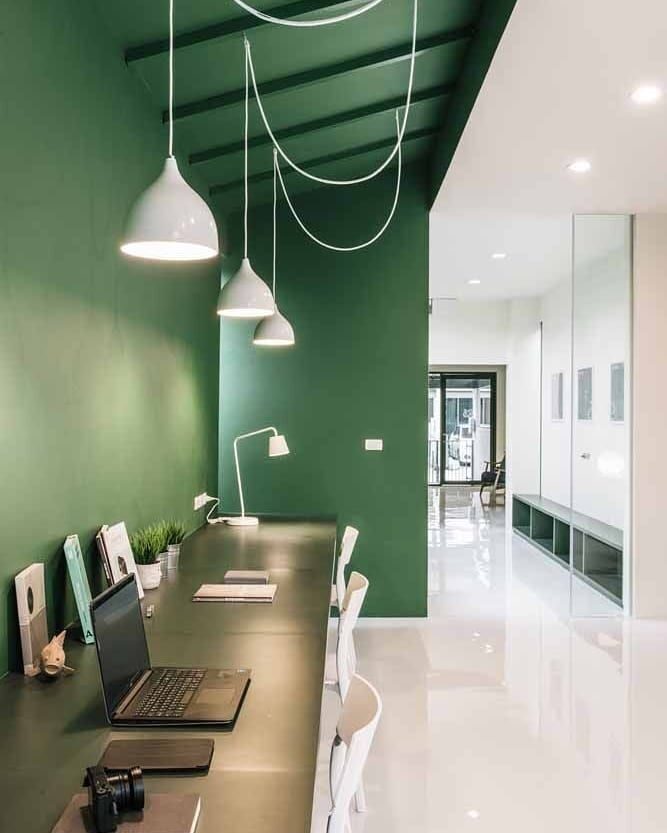 Green Colour in Commercial Spaces